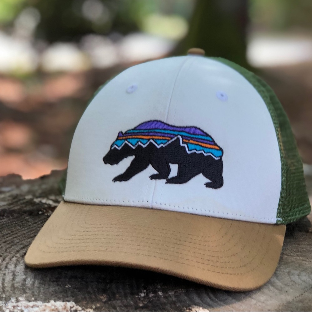 Patagonia Fitz Roy Bear Trucker Hat - Pre Owned -